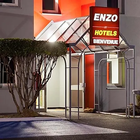 Enzo En Champagne Hotel 2*
