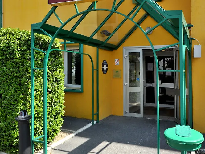 Hotel Enzo En Champagne